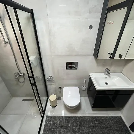 New Close To The Sea No2 Апартаменты *